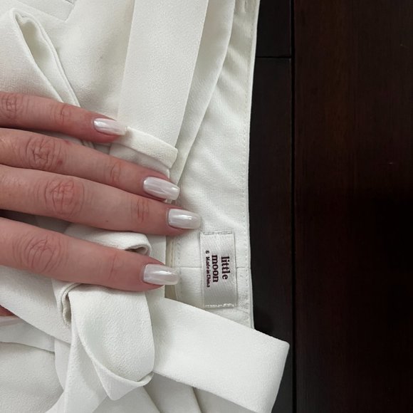 Aritzia Little Moon Cassia Shorts - Picture 4 of 5